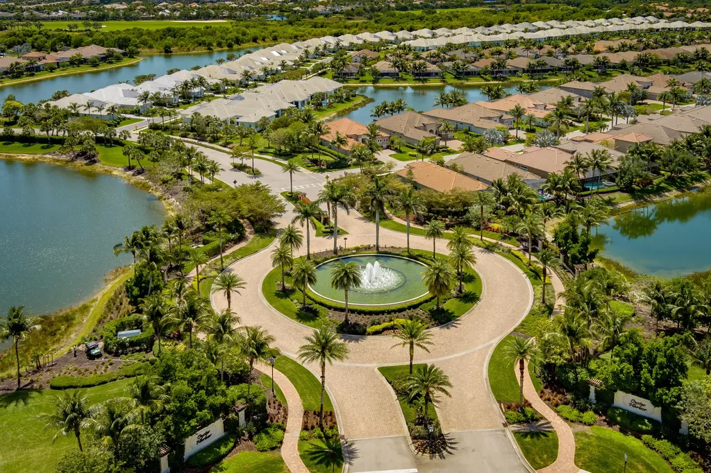 3287 Kumamoto Lane Naples FL 34114