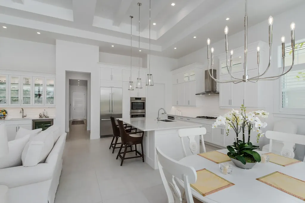 3287 Kumamoto Lane Naples FL 34114