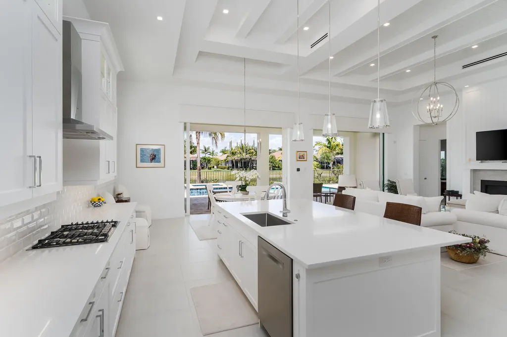 3287 Kumamoto Lane Naples FL 34114