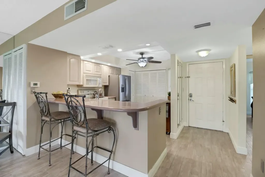 200 Stevens Landing Marco Island FL 34145