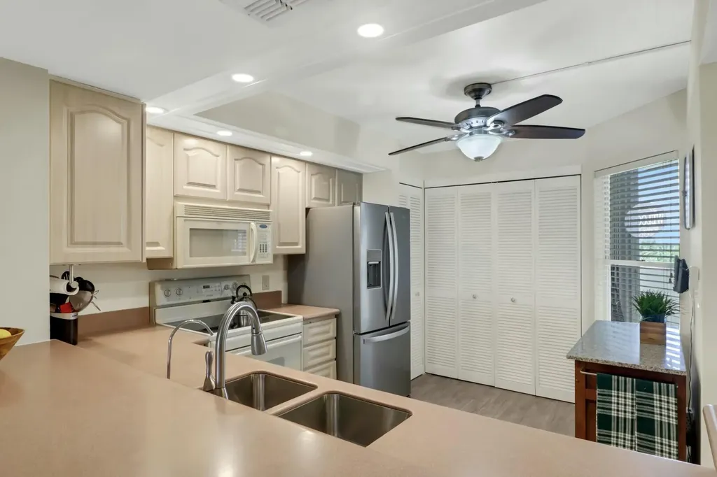 200 Stevens Landing Marco Island FL 34145