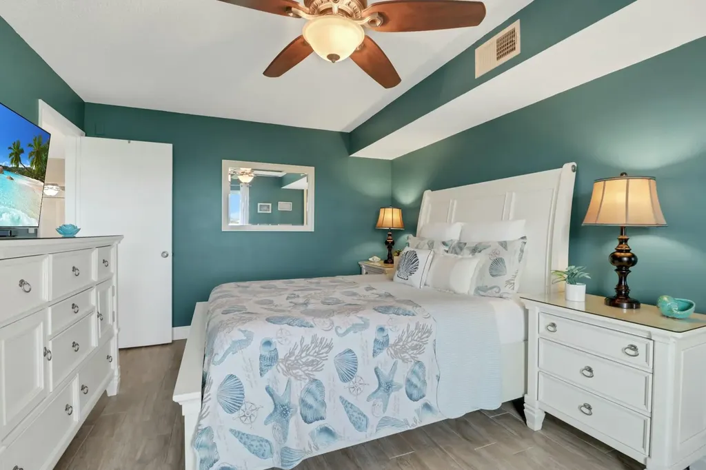 200 Stevens Landing Marco Island FL 34145