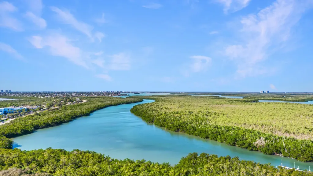 200 Stevens Landing Marco Island FL 34145