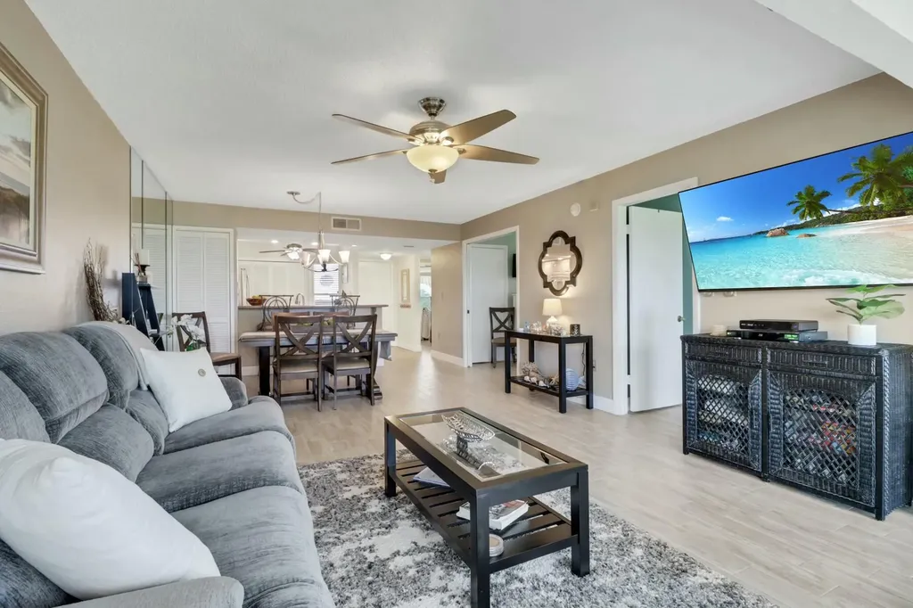 200 Stevens Landing Marco Island FL 34145