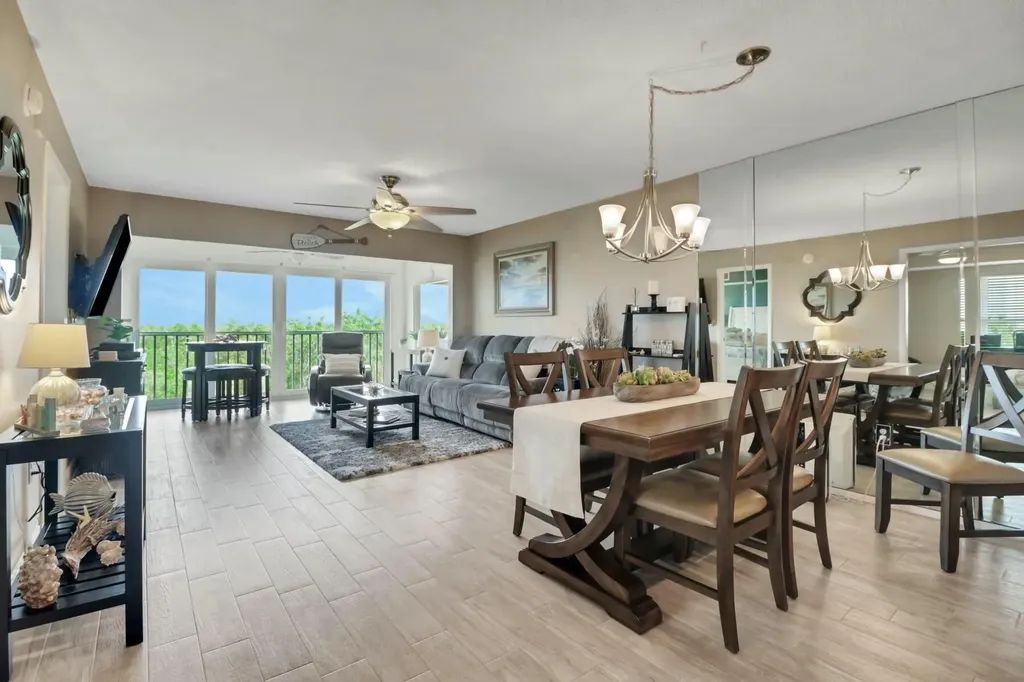 200 Stevens Landing Marco Island FL 34145