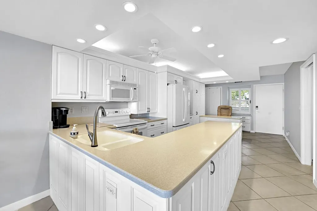 1085 Bald Eagle Drive Marco Island FL 34145