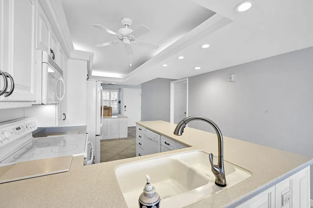 1085 Bald Eagle Drive Marco Island FL 34145