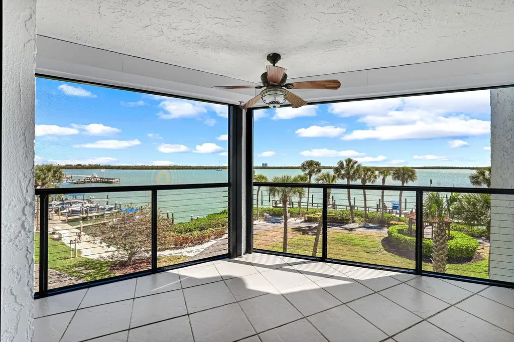 1085 Bald Eagle Drive Marco Island FL 34145