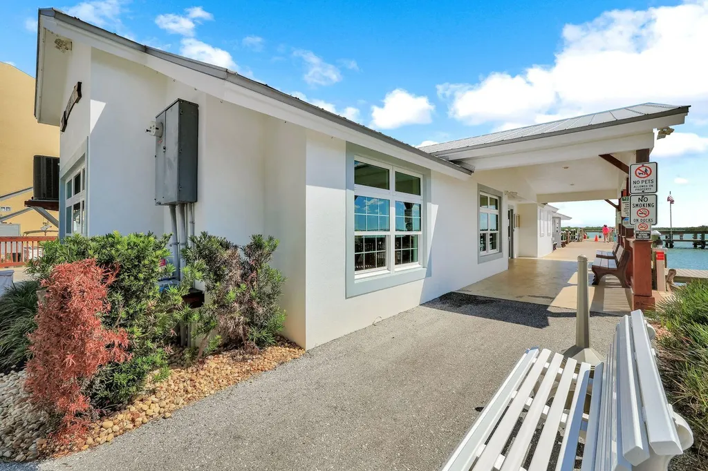 1085 Bald Eagle Drive Marco Island FL 34145