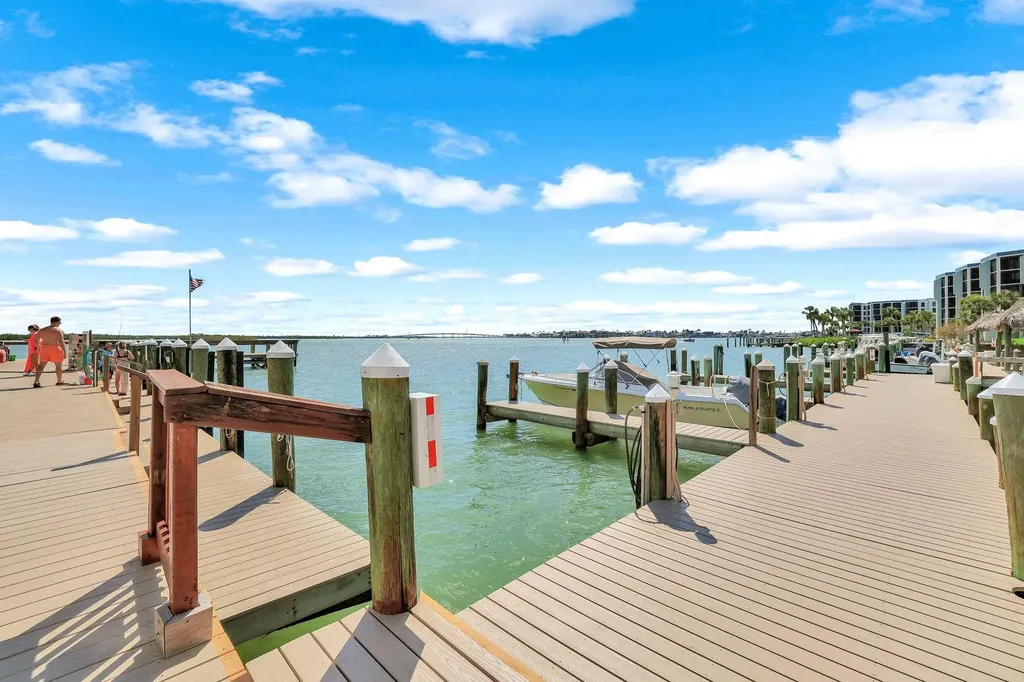 1085 Bald Eagle Drive Marco Island FL 34145