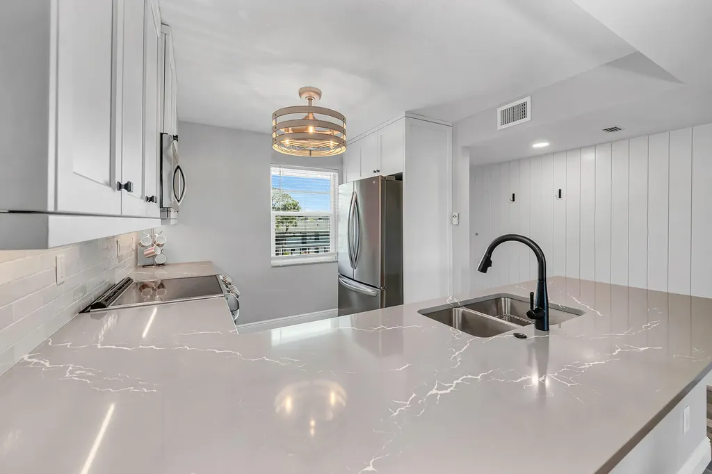 4200 Belair Lane Naples FL 34103