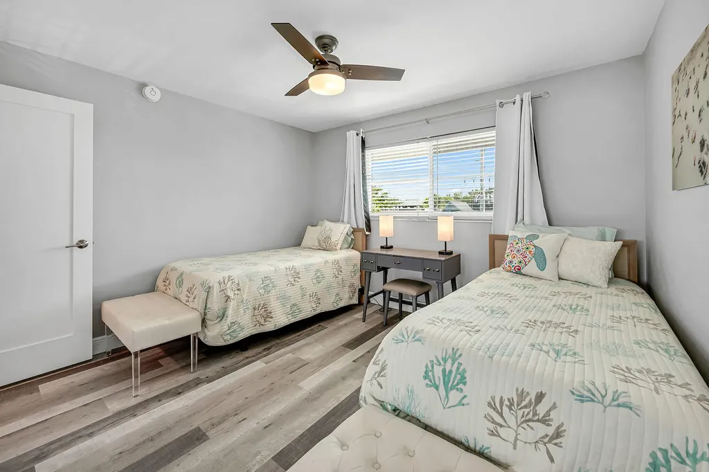 4200 Belair Lane Naples FL 34103