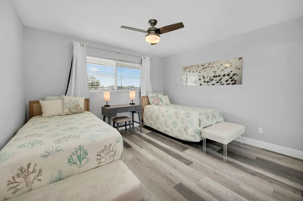 4200 Belair Lane Naples FL 34103