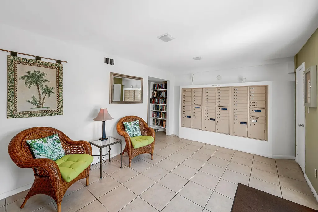 4200 Belair Lane Naples FL 34103