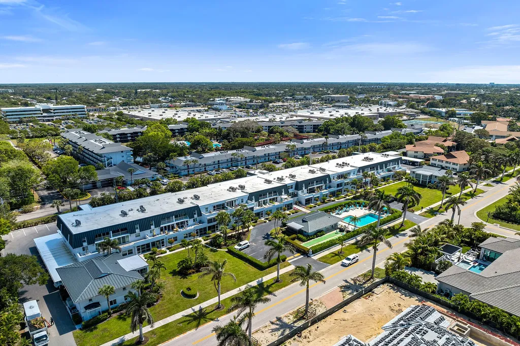 4200 Belair Lane Naples FL 34103