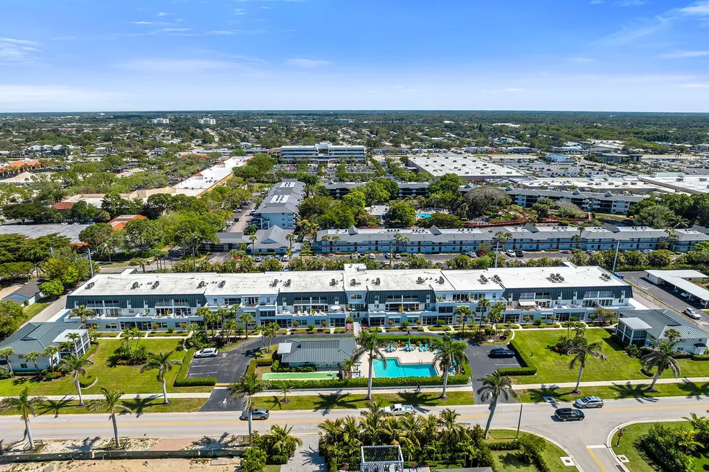 4200 Belair Lane Naples FL 34103