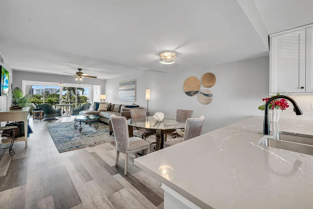 4200 Belair Lane Naples FL 34103