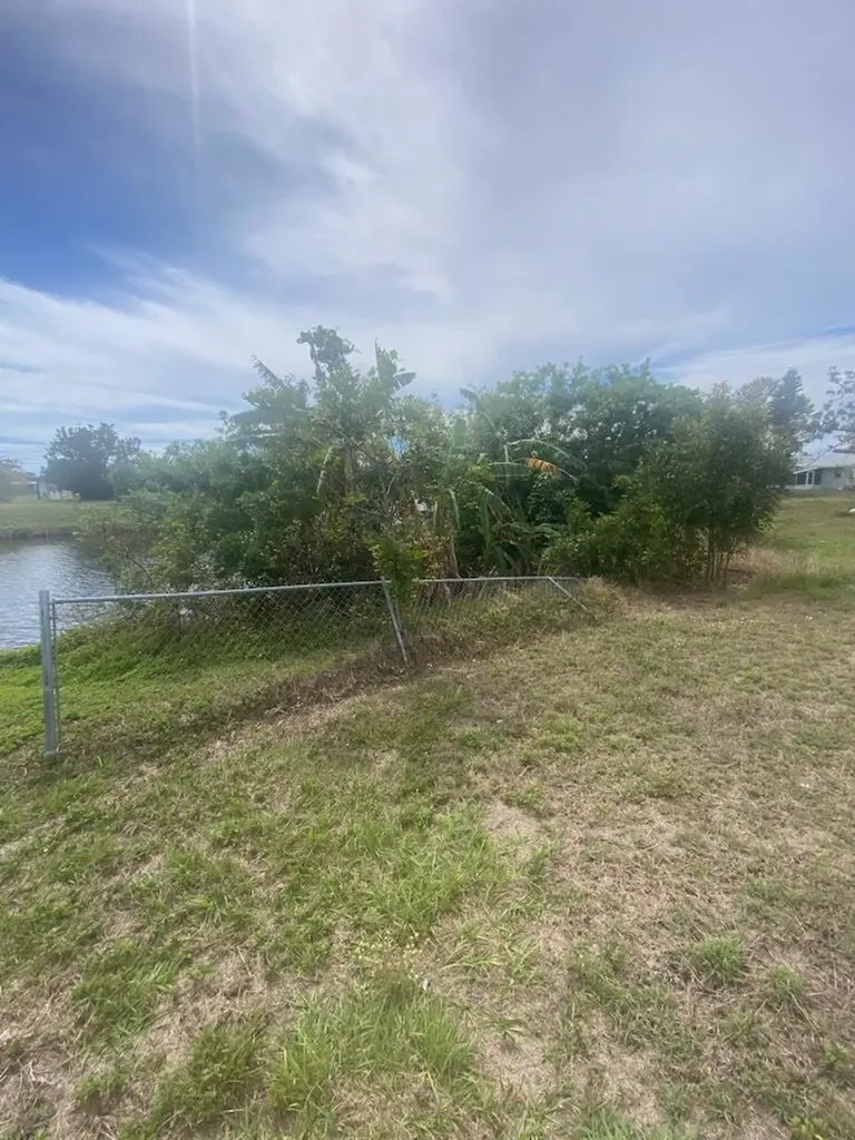 21427 Gladis Avenue Port Charlotte FL 33953