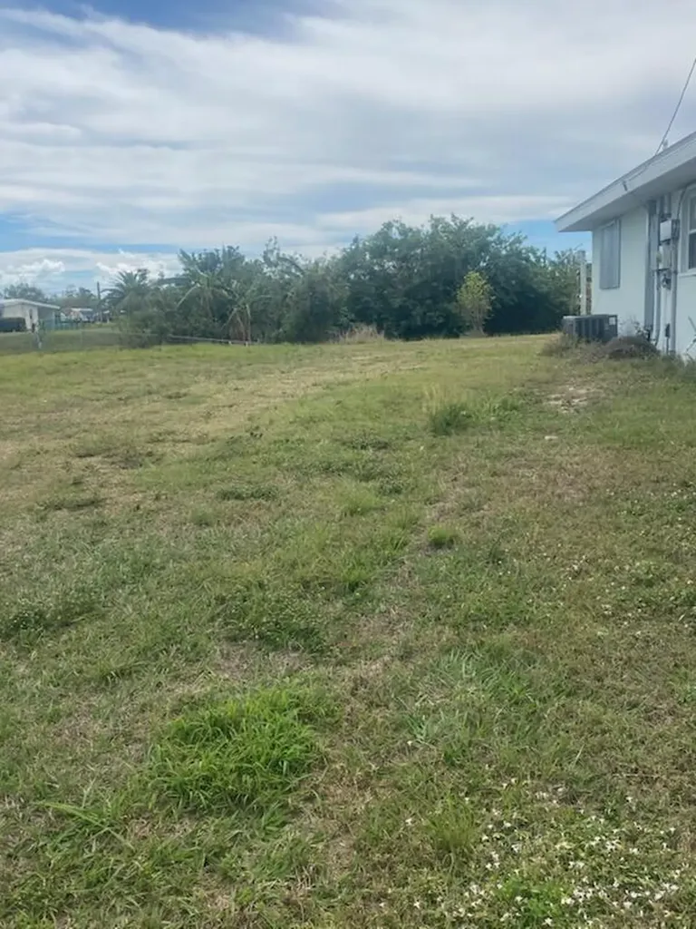 21427 Gladis Avenue Port Charlotte FL 33953