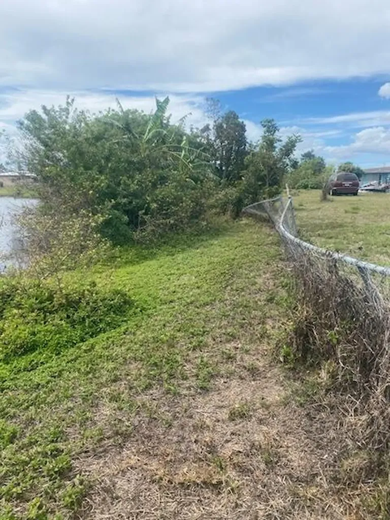 21427 Gladis Avenue Port Charlotte FL 33953