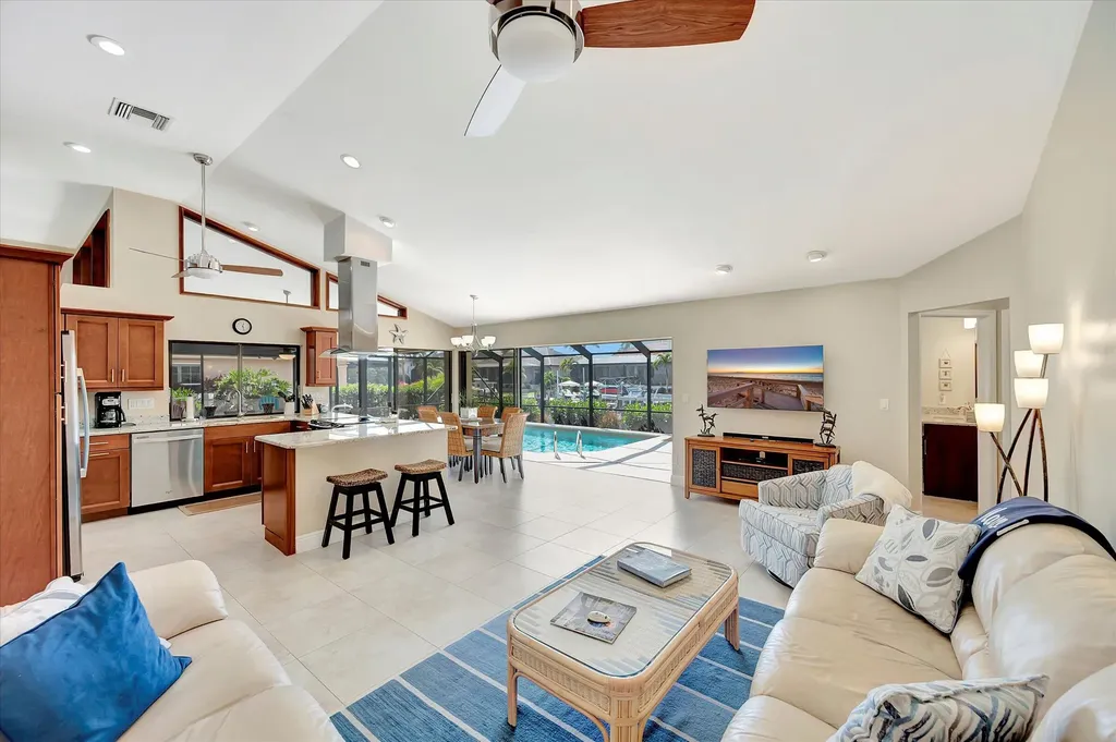 1539 Buccaneer Court Marco Island FL 34145