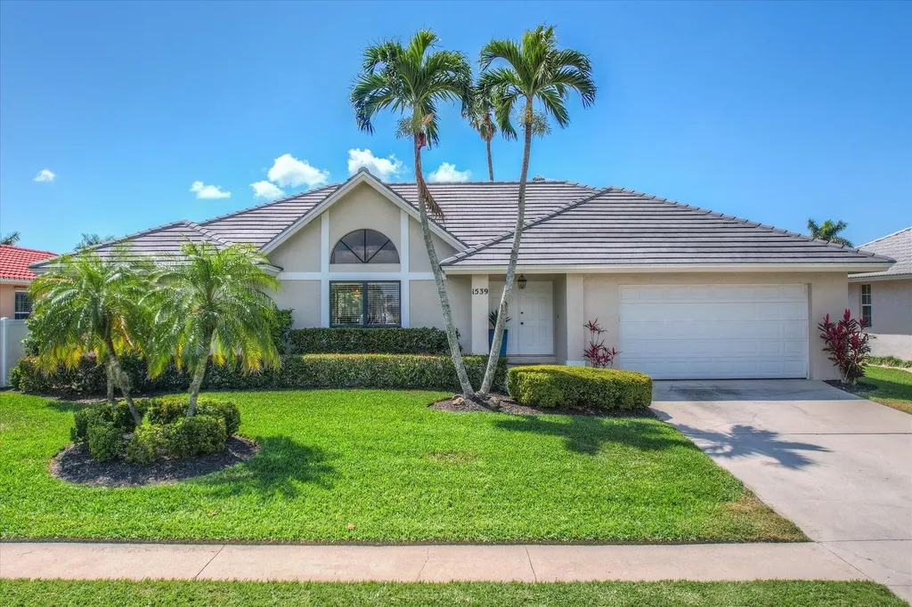 1539 Buccaneer Court Marco Island FL 34145