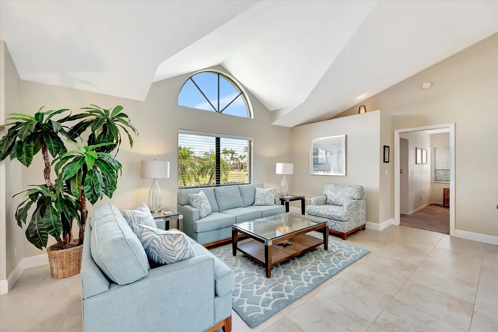 1539 Buccaneer Court Marco Island FL 34145