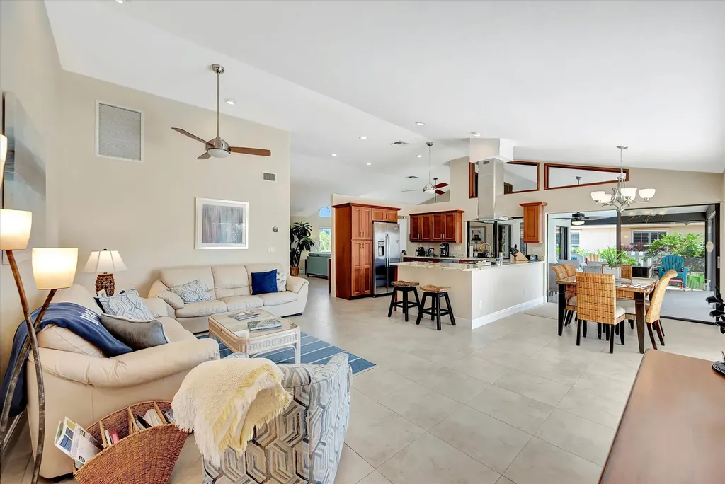 1539 Buccaneer Court Marco Island FL 34145