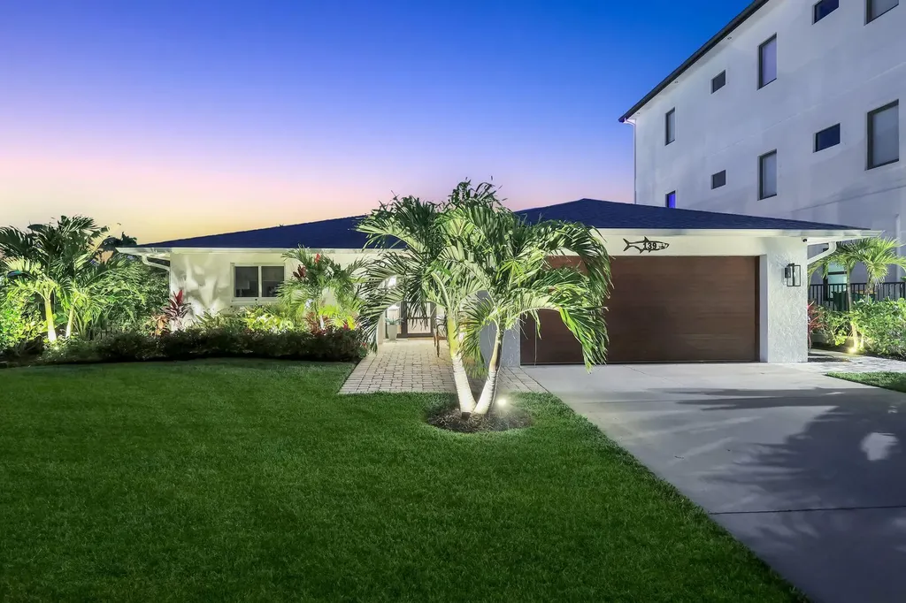 139 Trinidad Street Naples FL 34113