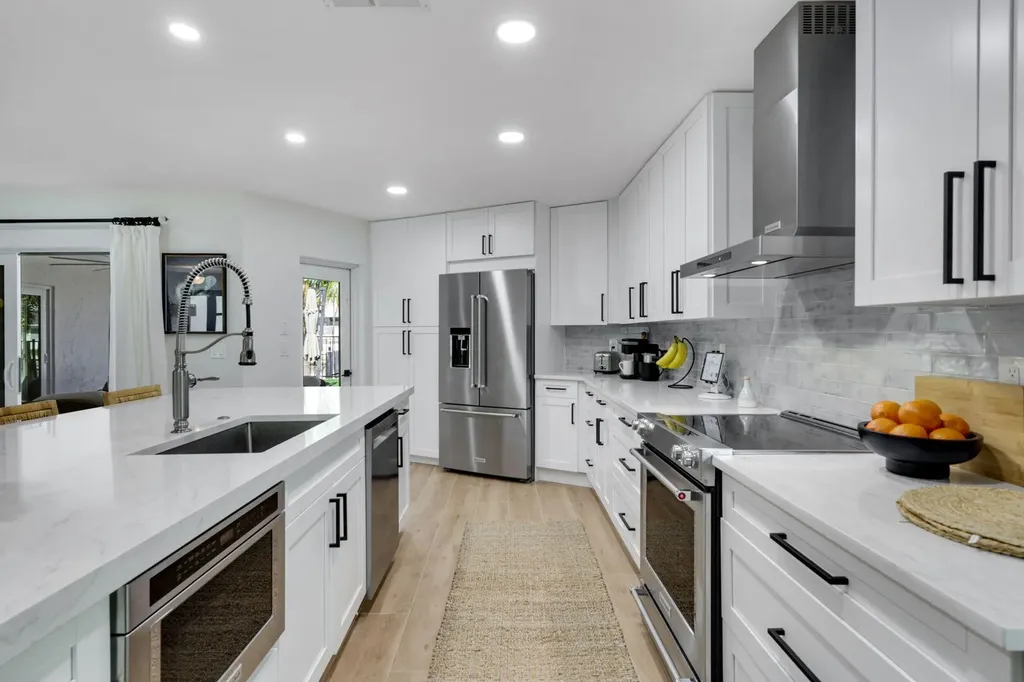 139 Trinidad Street Naples FL 34113