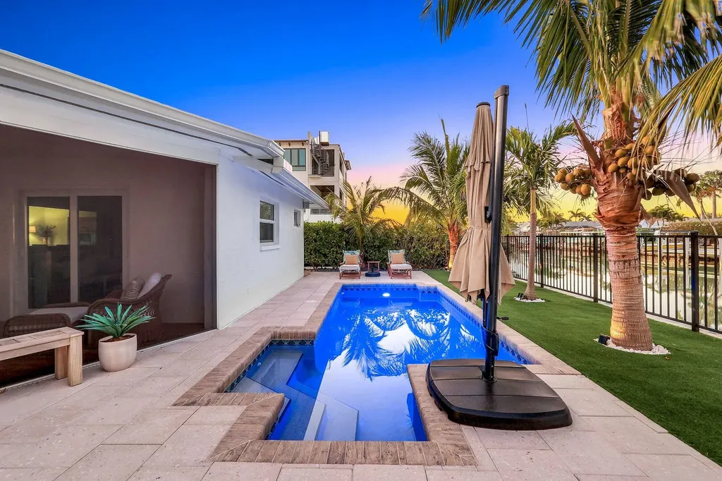 139 Trinidad Street Naples FL 34113