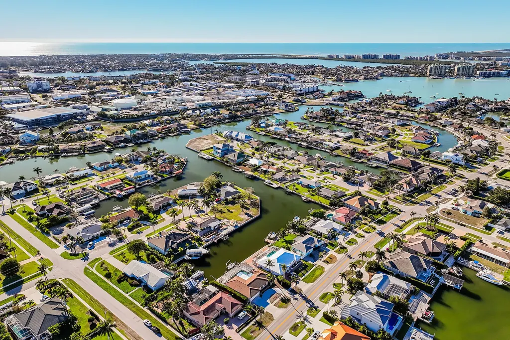 828 N Barfield Drive Marco Island FL 34145