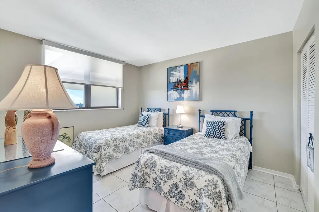 180 Seaview Court Marco Island FL 34145