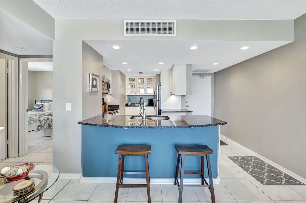 180 Seaview Court Marco Island FL 34145