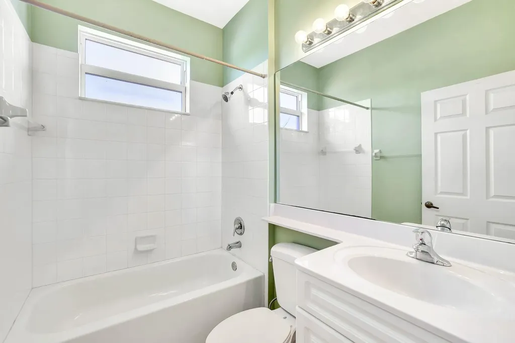 25061 Peacock Lane Naples FL 34114