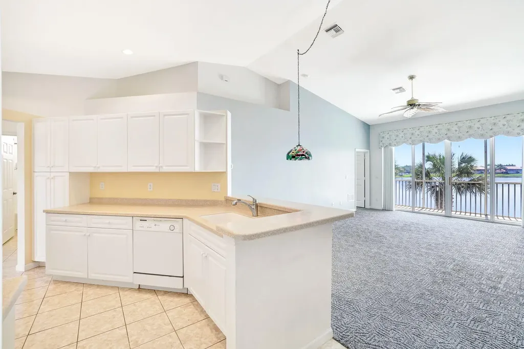 25061 Peacock Lane Naples FL 34114