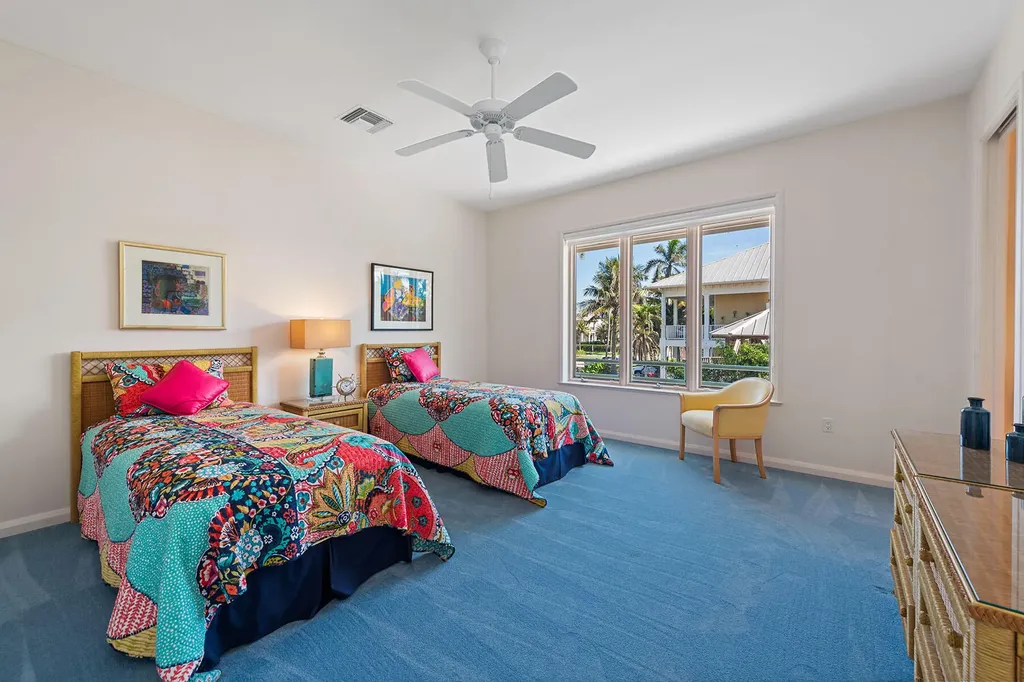 30 3rd Avenue S Naples FL 34102