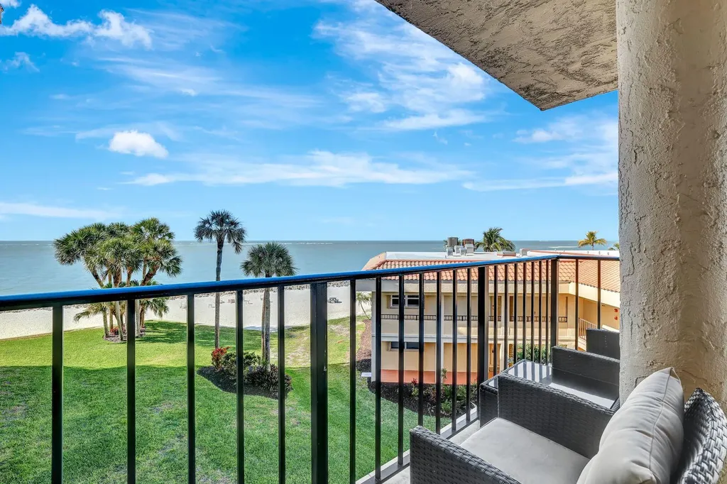 1090 S Collier Marco Island FL 34145