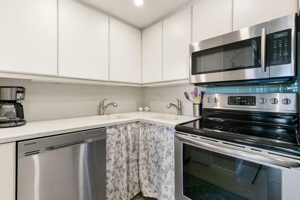 180 Seaview Court Marco Island FL 34145