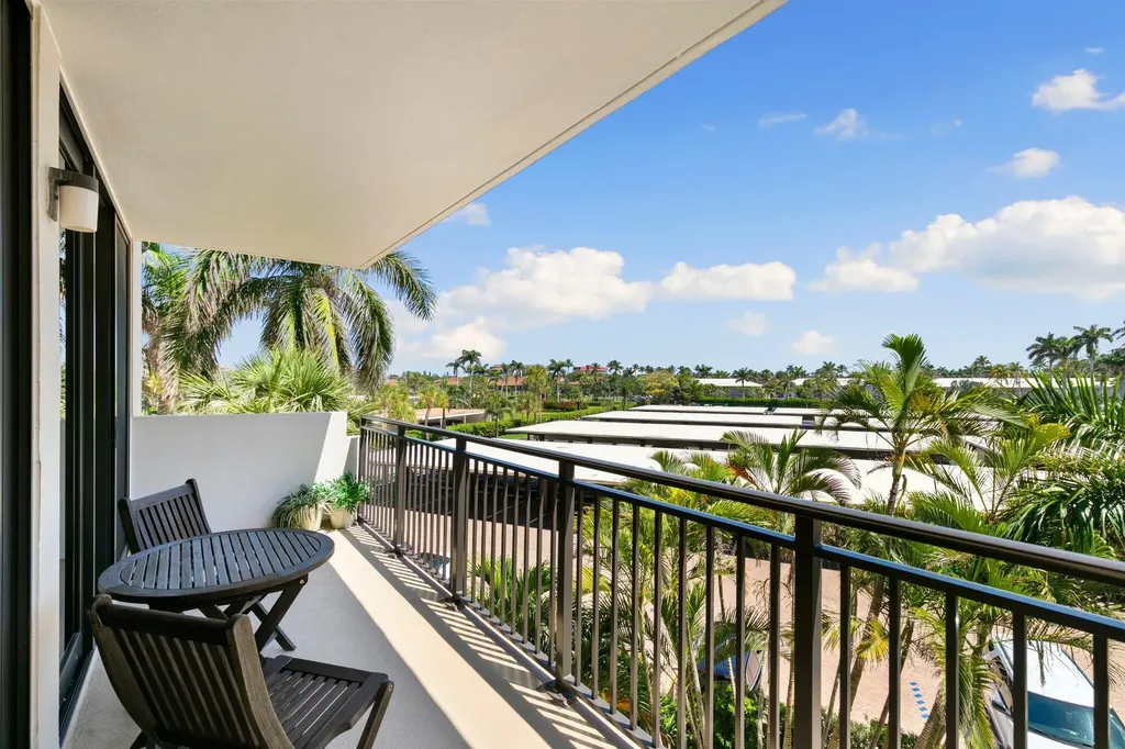 180 Seaview Court Marco Island FL 34145