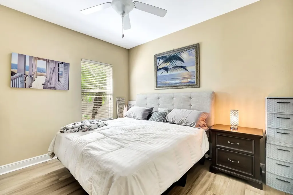 14531 Manchester Naples FL 34114