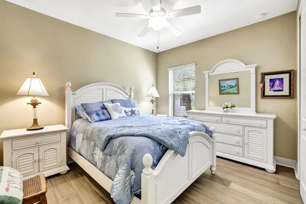 14531 Manchester Naples FL 34114