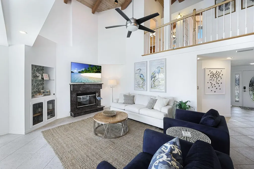 1709 Wavecrest Court Marco Island FL 34145