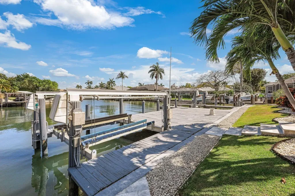 1709 Wavecrest Court Marco Island FL 34145