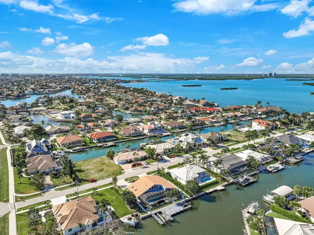 1709 Wavecrest Court Marco Island FL 34145