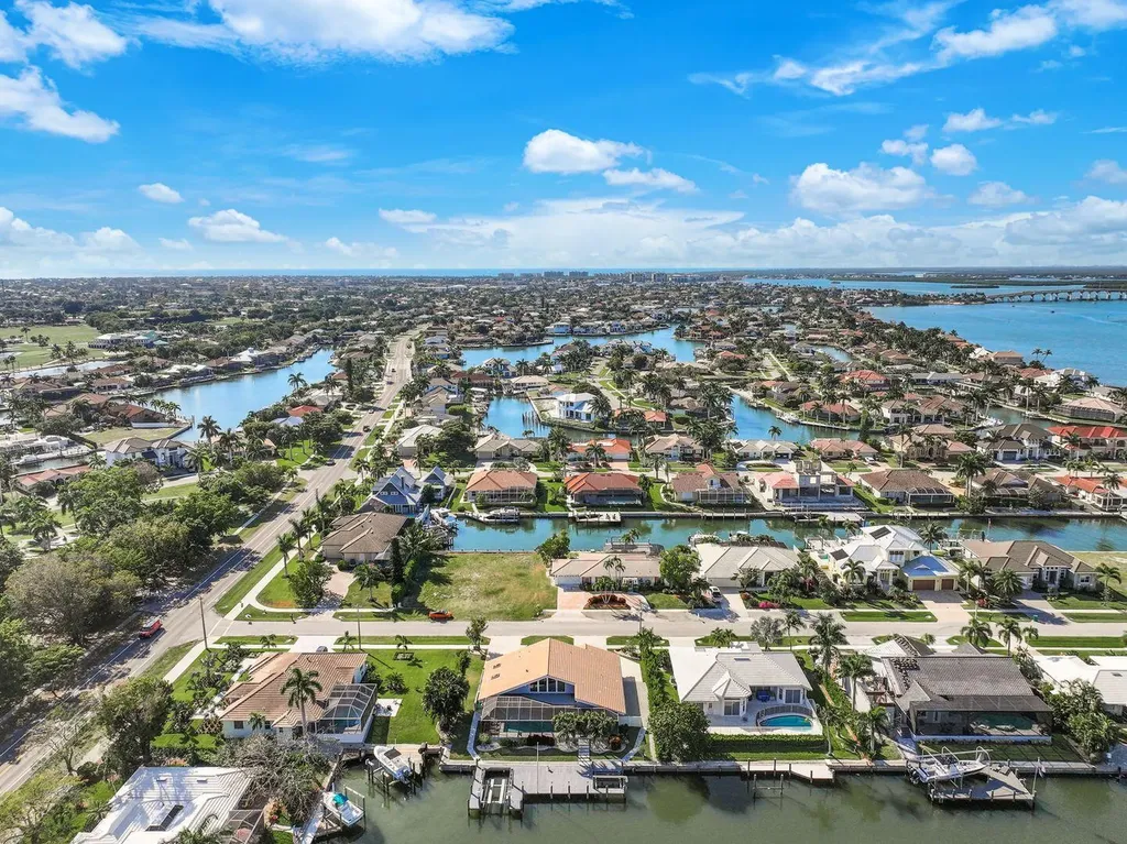 1709 Wavecrest Court Marco Island FL 34145