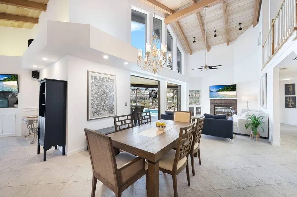 1709 Wavecrest Court Marco Island FL 34145