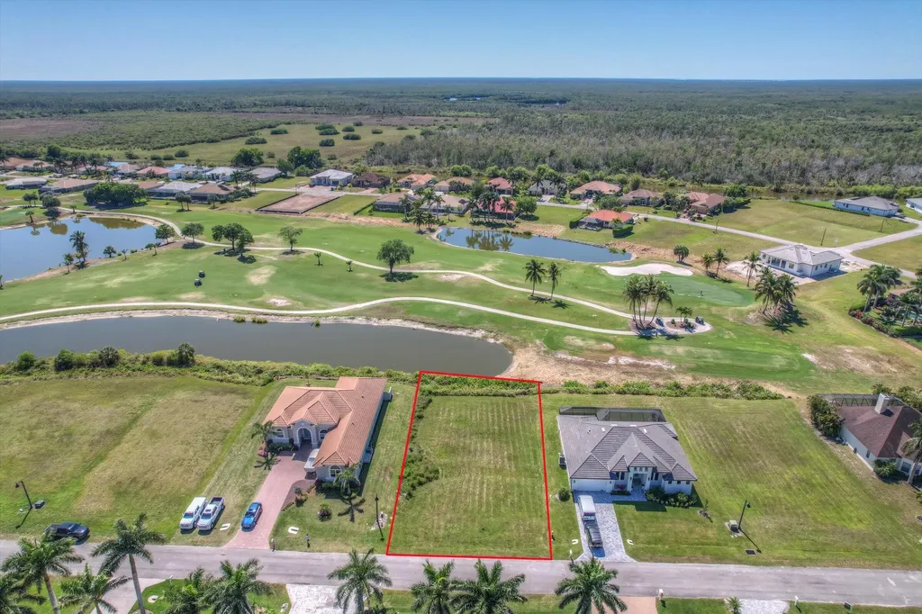 18024 Greenwood Drive Naples FL 34114