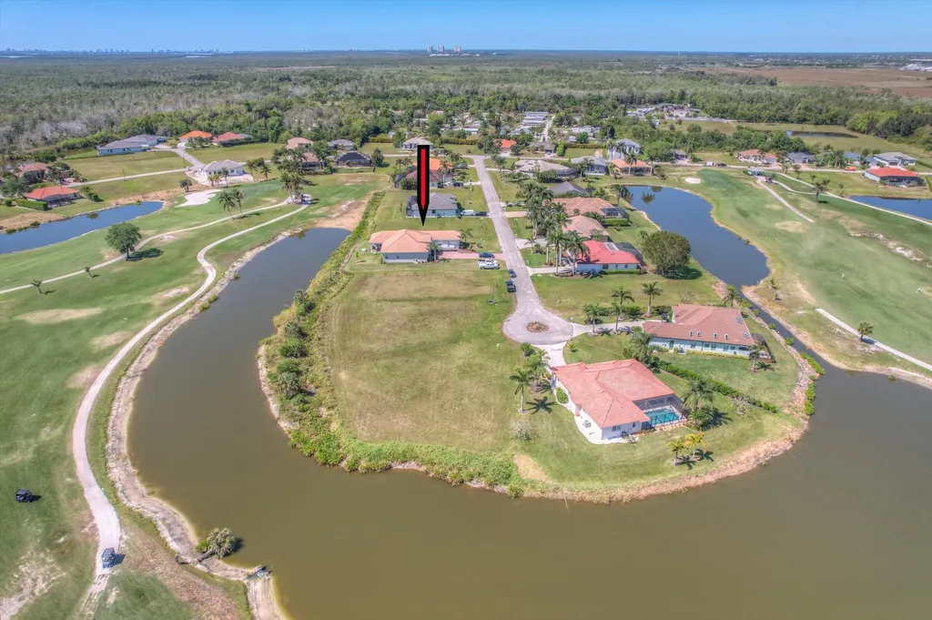 18024 Greenwood Drive Naples FL 34114