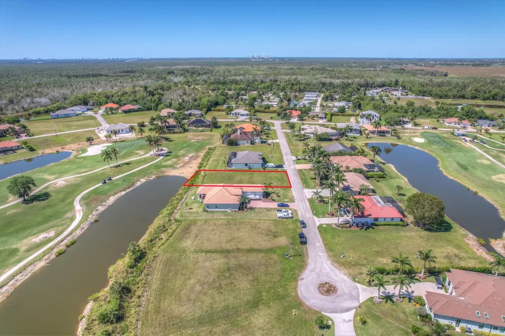 18024 Greenwood Drive Naples FL 34114